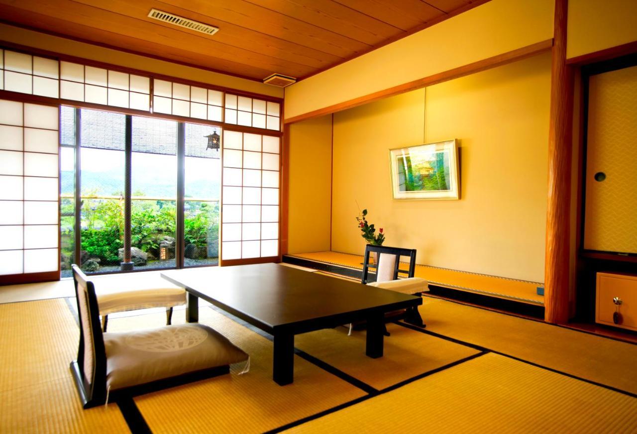 Kyoto Arashiyama Onsen Ryokan Togetsutei Екстер'єр фото