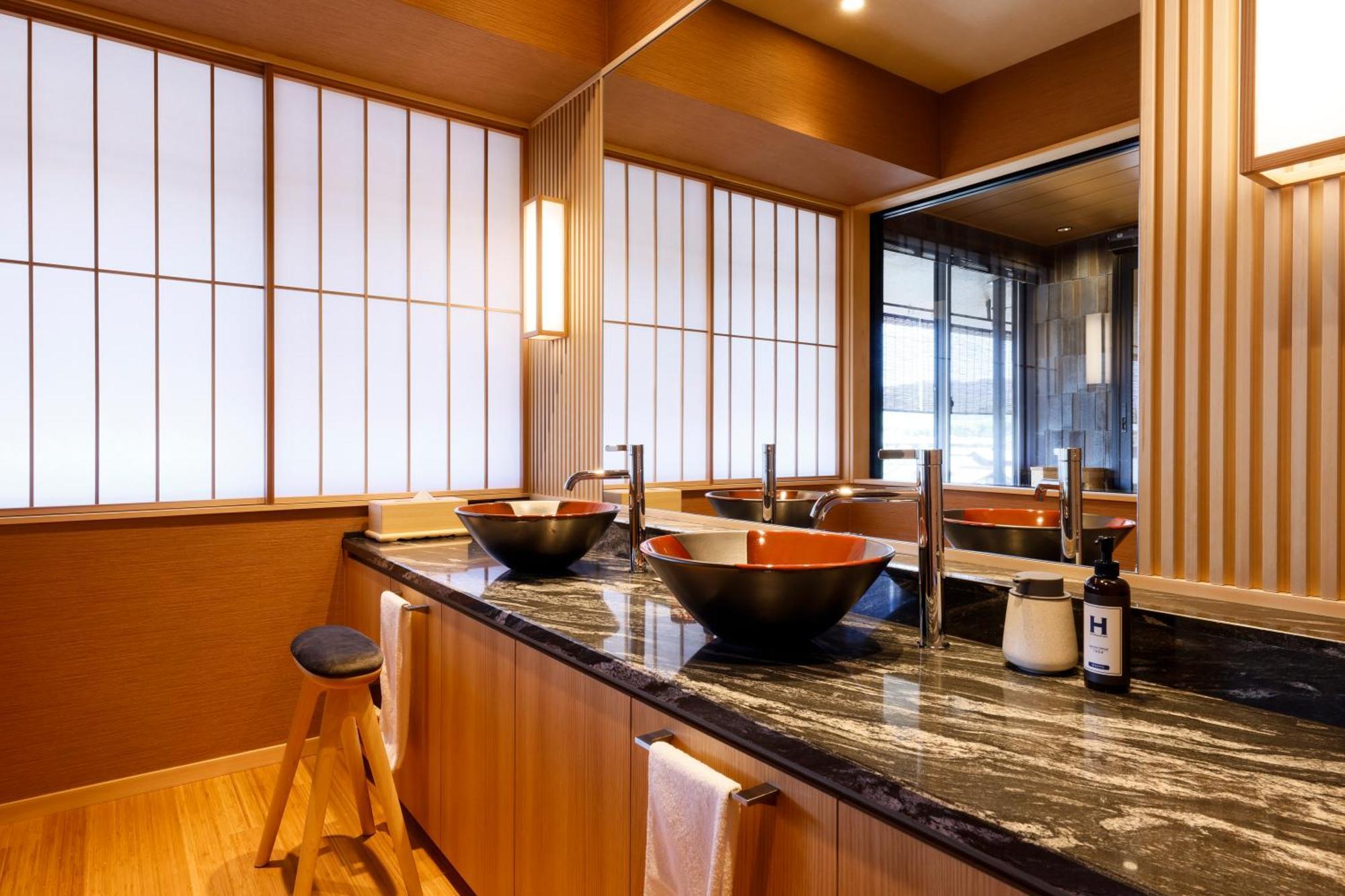 Kyoto Arashiyama Onsen Ryokan Togetsutei Екстер'єр фото